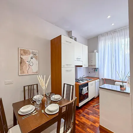 Luxury Flat- In Centre Of דירה רומא
